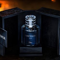 Nước hoa Sauvage Elixir chai pha lê phiên bản giới hạn