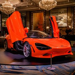 Siêu xe Pagani Utopia giá hơn 2,2 triệu USD đầu tiên có mặt tại Singapore