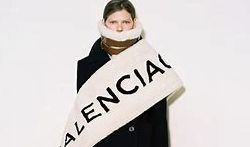 BST BALENCIAGA THU-ĐÔNG 2024: Liệu Demna Gvasalia đã thực sự đưa Balenciaga trở về nơi vốn có?