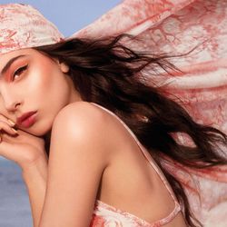 Deva Cassel là ai mà mới 20 tuổi đã trở thành đại sứ Dior?