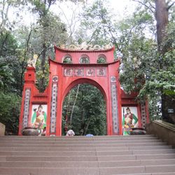 Trải nghiệm tour du lịch mới dịp Giỗ Tổ Hùng Vương - Lễ hội đền Hùng năm 2024