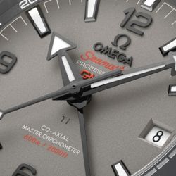 Đồng hồ OMEGA Planet Ocean Dark Grey: Nhẹ nhưng mạnh mẻ với hợp chất gốm mới