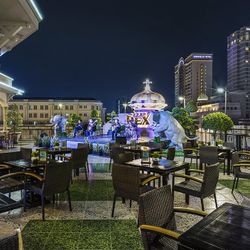 Rooftop Garden Bar, quán bar lịch sử tại khách sạn Rex Sài Gòn
