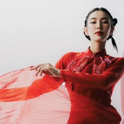 Hoa hậu Thùy Tiên tiết lộ ý nghĩa đằng sau bộ ảnh đón tuổi 26: Dân mạng tấm tắc khen ngợi