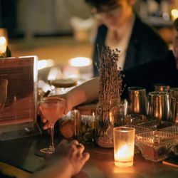 "Chill hết nấc" tại 6 thiên đường cocktail ẩn mình giữa lòng Sài Gòn