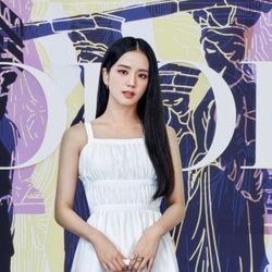Jisoo (Blackpink) góp mặt trong chiến dịch quảng bá túi xách Lady Dior