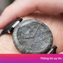 Đồng hồ Thụy Sĩ bằng đá granite bị chê đắt