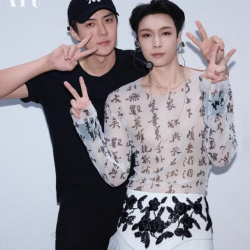 Các thành viên EXO hội ngộ tại concert của Trương Nghệ Hưng