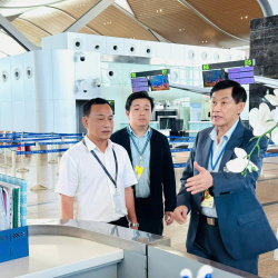 "Thuyền trưởng" Johnathan Hạnh Nguyễn với sự tăng trưởng của Nhà ga Quốc tế Cam Ranh