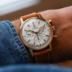Cách kiểm tra đồng hồ Omega giả