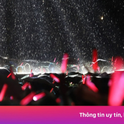 Mưa lớn ở concert Anh trai vượt ngàn chông gai