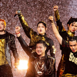 Concert Anh Trai Vượt Ngàn Chông Gai Day 6 kéo dài 6 tiếng liên tục dưới mưa lớn