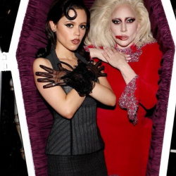 Lady Gaga xác nhận tham gia Wednesday 2 bằng một màn diễn bùng nổ tại TUDUM 2025