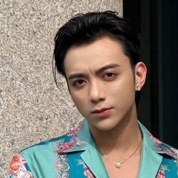 Tranh luận Soobin rút khỏi show nhạc