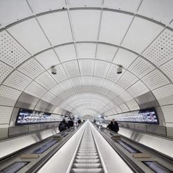 The Elizabeth Line: Công trình chiến thắng giải thưởng RIBA Stirling 2024