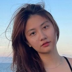 Hoa hậu Phương Linh nghỉ việc ở tập đoàn công nghệ