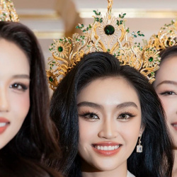 Hoa hậu Yến Nhi đọ sắc 4 á hậu