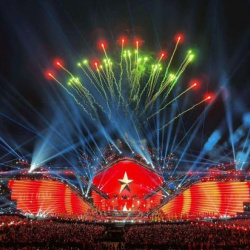 Rạng rỡ Việt Nam: Đêm V Concert bùng nổ cảm xúc với 25.000 khán giả