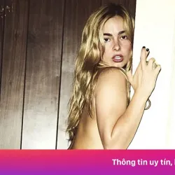 Quảng cáo quần jeans bán khỏa thân của TikToker gây chú ý