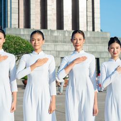Vietnam’s Next Top Model 2025 Tập 5: Mai Hoa tỏa sáng, Mi Lan và Giang Phùng muốn bỏ cuộc