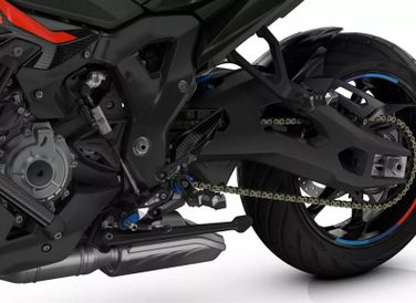 Công suất cao hơn 5 mã lực so với phiên bản tiền nhiệm và BMW nhấn mạnh sự gia tăng này nhờ vào việc lập bản đồ động cơ tốt hơn cũng như “hình học tối ưu hóa dòng chảy của ống nạp”.