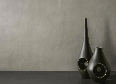 Lấy cảm hứng từ đá vôi Burgundy, bộ sưu tập Stone Life trưng bày bảng màu trung tính, ấm áp. 