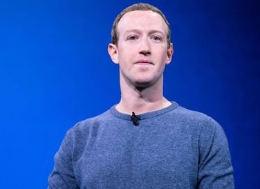 Theo ước tính của Fobes, tỷ phú Mark Zuckerberg đang sở hữu khối tài sản 171,9 tỷ USD và là người giàu thứ 4 trong bảng xếp hạng tỷ phú giàu nhất thế giới. 