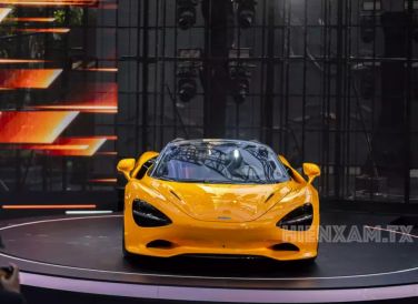 McLaren 750S Spider chính thức có mặt tại Việt Nam với giá bán được công bố là 21,699 tỉ đồng.