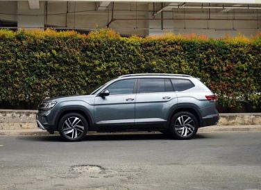 Volkswagen Teramont Limited Edition sở hữu bộ vành và bệ bước chân mới