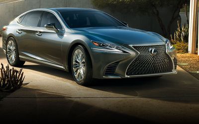 Lexus LS 2019 giá từ hơn 7 tỷ - cạnh tranh Mercedes S-class tại Việt Nam