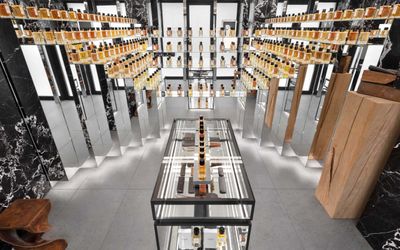 Cửa hàng Celine Rue Saint Honoré mang phong cách hiện đại của Pháp