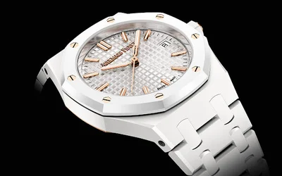 Ra mắt Audemars Piguet Royal Oak Selfwinding chất liệu ceramic trắng