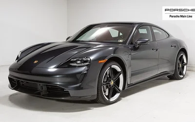Porsche Taycan 2024 bản thể thao lộ diện với thiết kế như xe đua