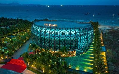 Cận cảnh thiết kế độc đáo của trung tâm mua sắm, sự kiện, giải trí lớn nhất Cam Ranh: Rộng 10.000m2, biểu tượng thuyền thúng của ngư dân Việt Nam, tầng thượng 360 độ