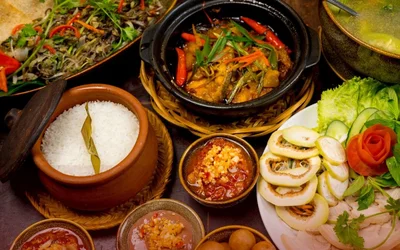 Top 10+ nhà hàng ngon ở Huế không đi là tiếc hùi hụi