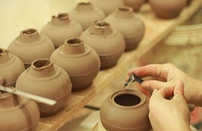 Thưởng thức tinh hoa ngàn năm nơi làng gốm Bát Tràng