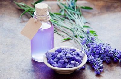 Những công dụng tuyệt vời của tinh dầu oải hương
