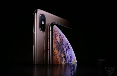 Ảnh thực tế Phone Xs Max hai sim, màn hình 'khổng lồ'