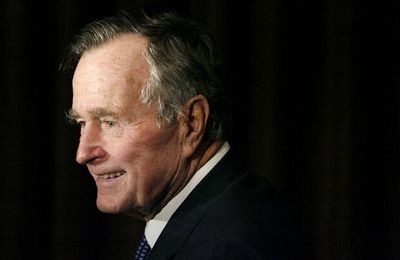 Nước Mỹ có nhiều lý do để nuối tiếc một George H.W. Bush