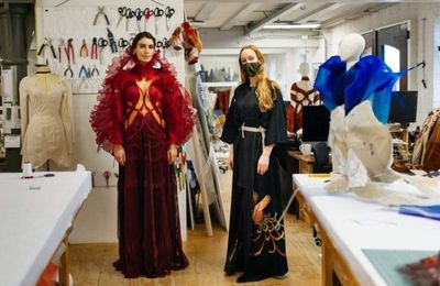 Iris Van Herpen - Những tác phẩm thời trang siêu thực từ công nghệ 3D