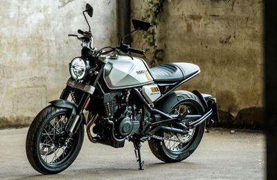 Brixton Crossfire 500 - chiếc mô tô phong cách cafer racer pha trộn nét hiện đại