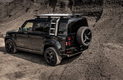 Valiance Tuxedo Black: Bộ Tuxedo cực ngầu cho "quý ông" Land Rover Defender