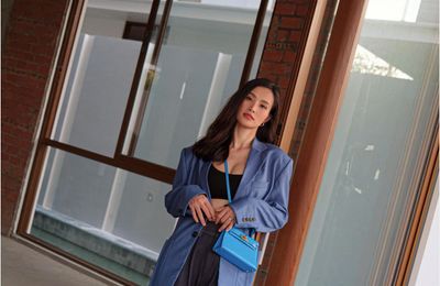Đông Nhi lên đồ với túi Hermès Kelly Mini, chào tháng 10 bận rộn