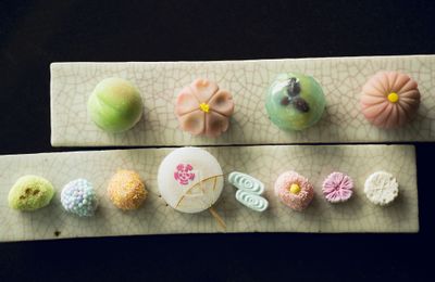 Wagashi là gì mà lại có thể khiến nhiều fan yêu ẩm thực say đắm?