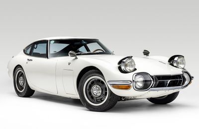 Tại sao những chiếc xe Toyota 2000GT “đời cổ” lại luôn được các nhà sưu tầm săn đón đến vậy?