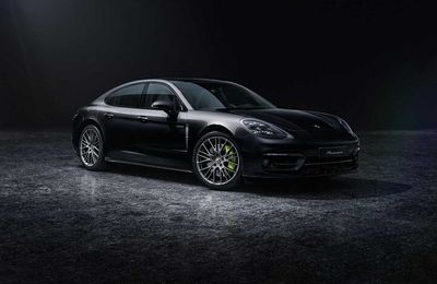 Porsche ra mắt Panamera Platinum 2022 giá từ 2,34 tỷ VNĐ