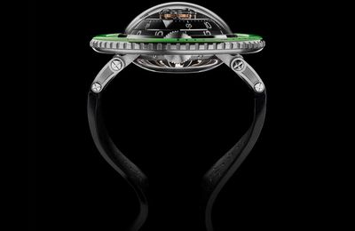 MB&F HM7 Aquapod: Mang nhịp đập Flying Tourbillon tỏa sáng
