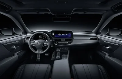 Bộ đôi Lexus ES và GX 2022 ra mắt khách hàng Việt Nam
