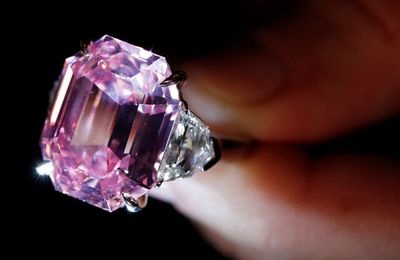 Pink Legacy - Viên kim cương hồng hiếm có trị giá 50 triệu USD