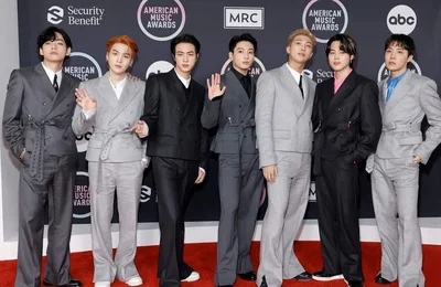 American Music Awards 2021 gọi tên BTS là nghệ sĩ Châu Á đầu tiên thắng giải Artist of the year